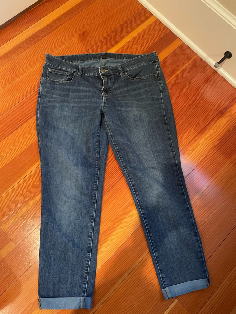 Classic Mid-Blue Women's Straight-Leg Jeans